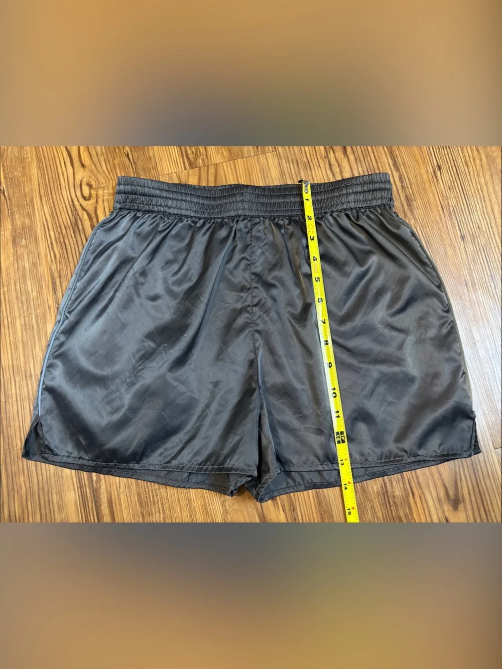 SKIMS size small utility sports shorts